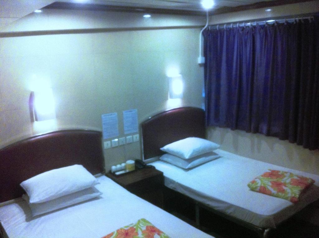 Kowloon Youth Village Tsim Sha Tsui 九龙青年公寓 Hong Kong Bilik gambar